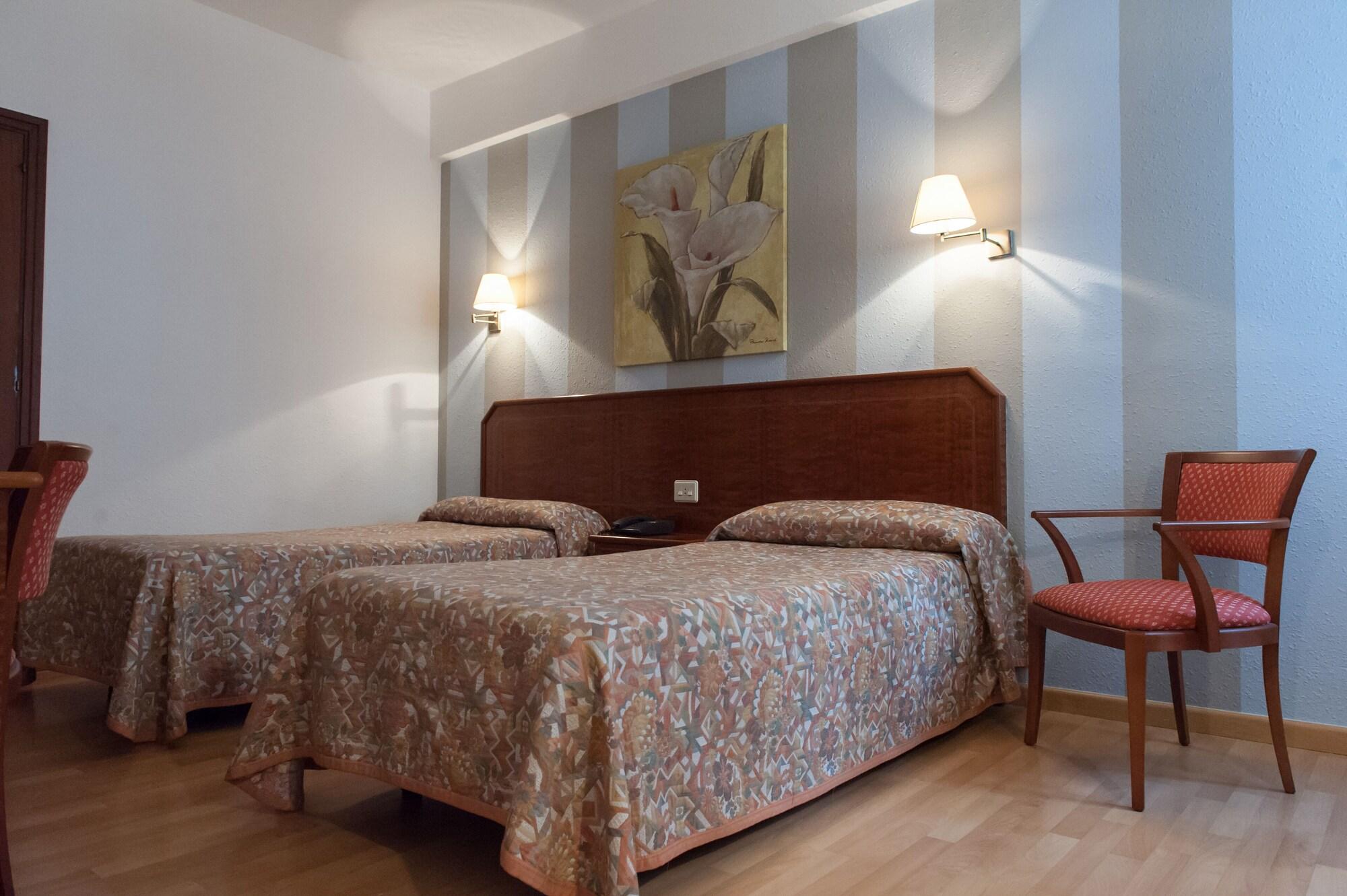 Éibar Hotel Unzaga Plaza מראה חיצוני תמונה