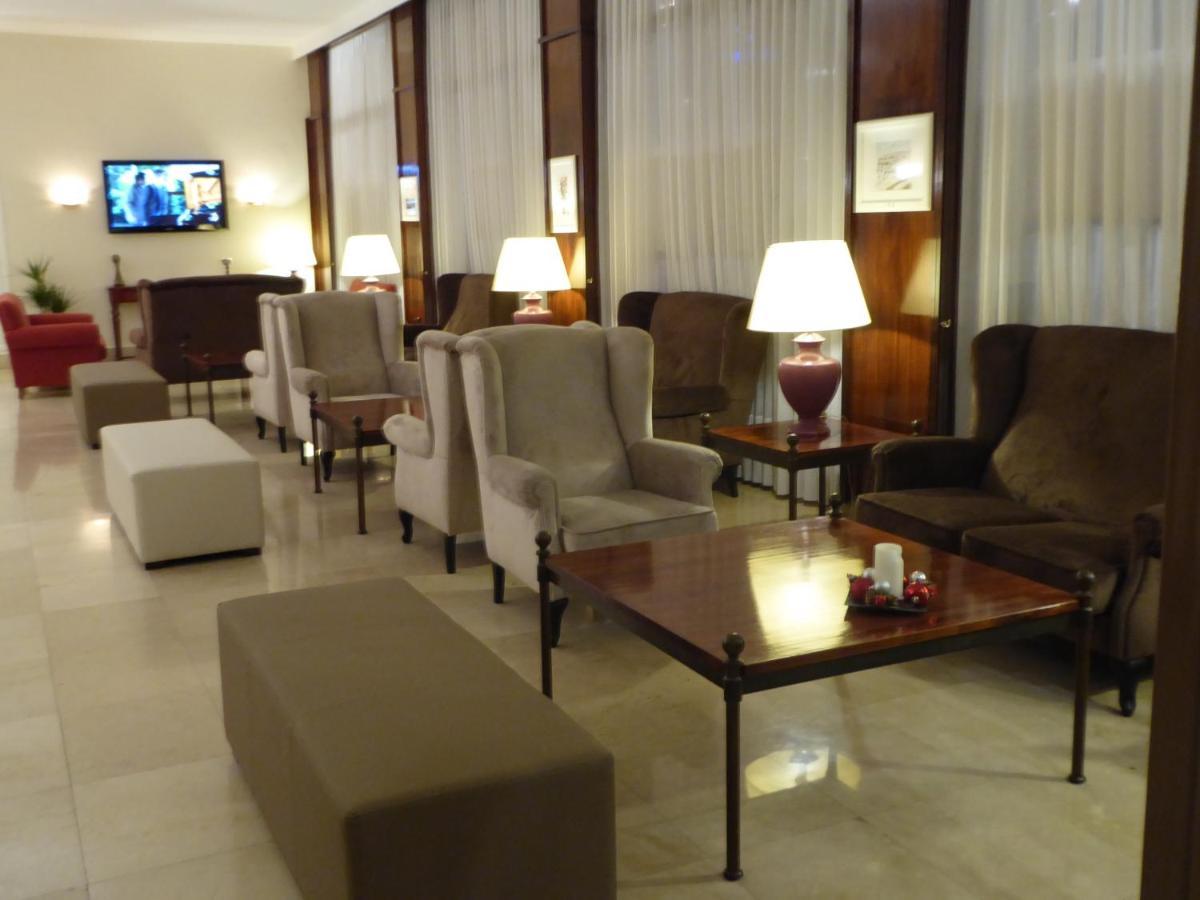 Éibar Hotel Unzaga Plaza מראה חיצוני תמונה